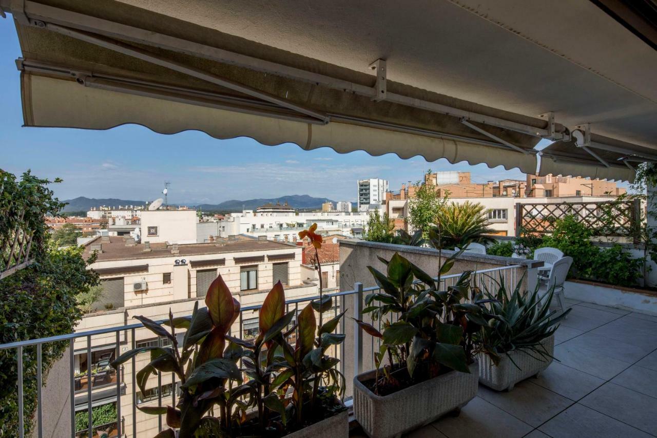 Atico Con Gran Terraza En El Corazon De Girona Apartment Exterior photo